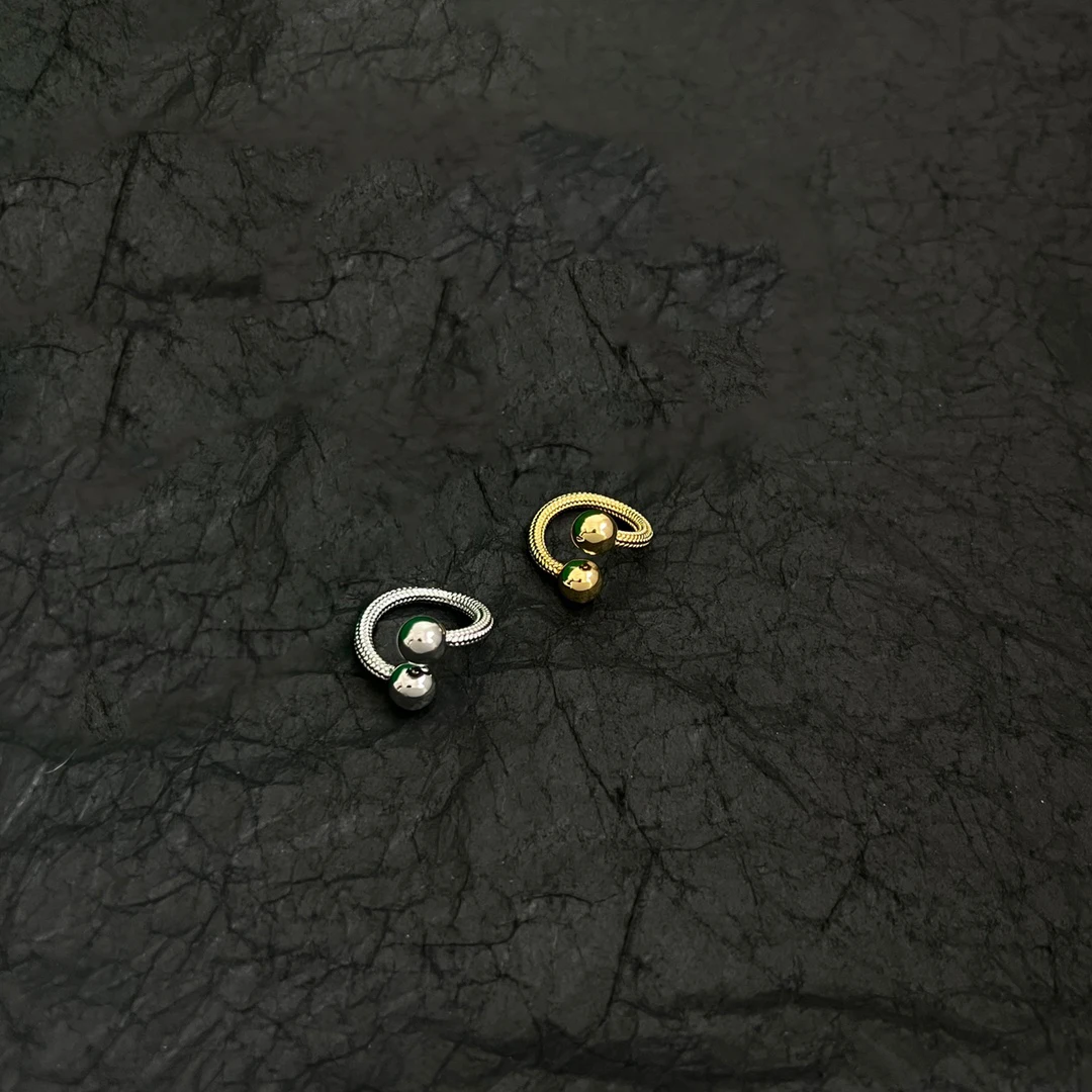 

Fashion Trendy Simple Classic Gold Silver Twisted Metal Ball Stainless Steel Ring for Women Jewelry Accessories