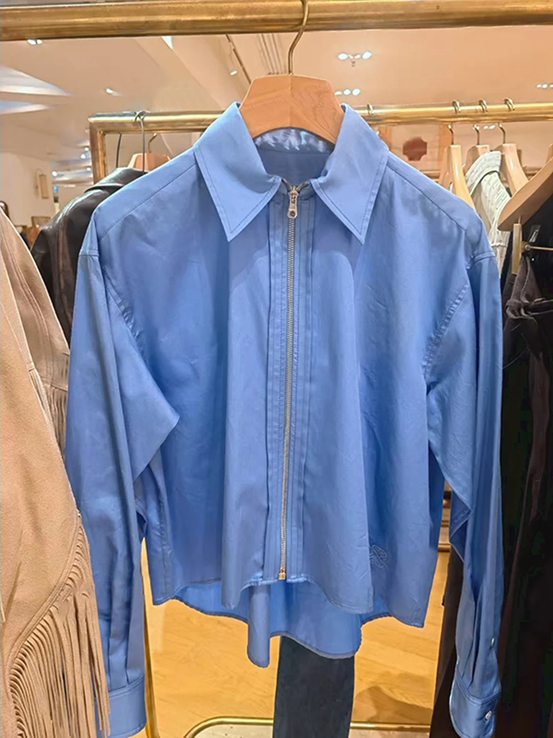 

Light Blue mat Faionable Buttoned Logo Embroidery Loose Zipper Long Sve irt Women's French Sle Cott...