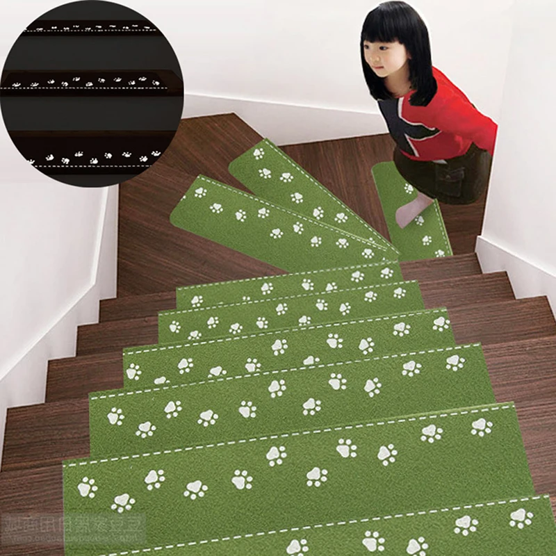 

1PC Luminous Multi-purpose Stair MATS are Available on Dry Floors Using a Non-slip Backing to Help it Stay in Place without Slid