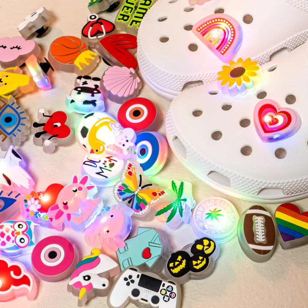 1pcs LED Shoe Charms Luminous Shoe Accessories Pins for Woman Men Cute Cartoon Animal Glowing Decorations Kids Gift Clog Buckle