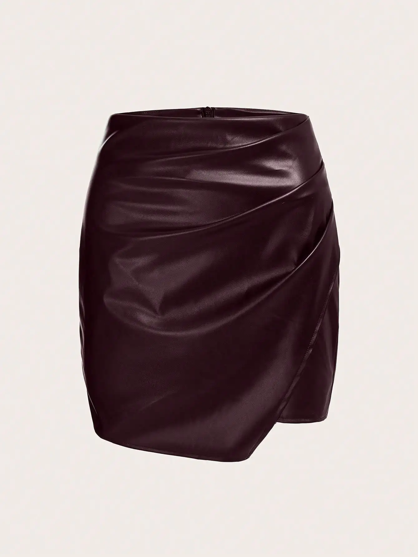 Saia Mini de Couro PU Preto com Drapeado Assimétrico