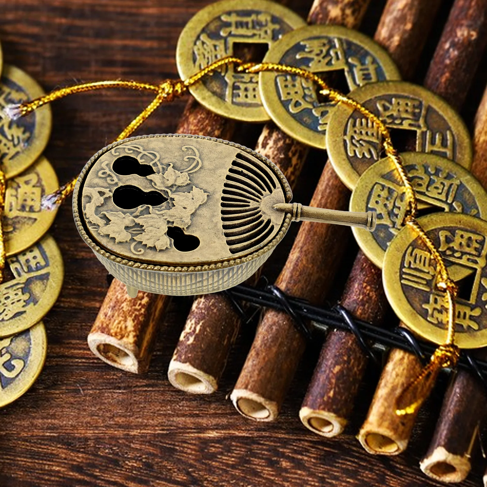 

Miniature Copper Incense Burner Retro Holder For Sticks Powder Cone Charcoal Aromatherapy Home Office Decor