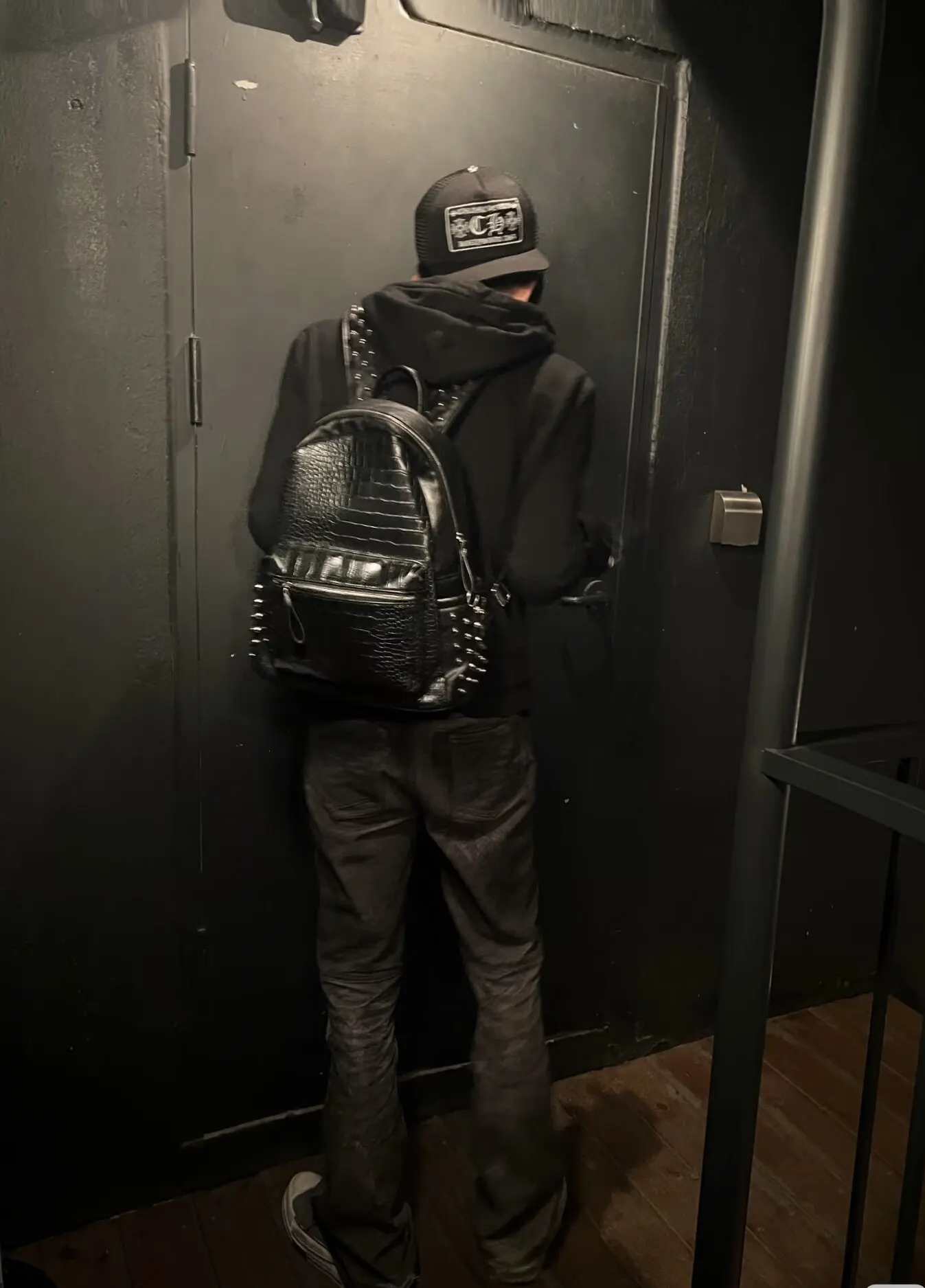 Dark Alligator Rivet Backpack Male American Punk High Street Large Capacity Student Locomotive Backpack