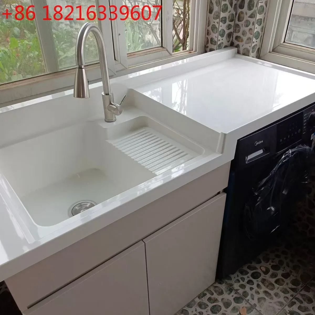 Honeycomb Aluminum Balcony Washing Machine Cabinet Combination High and Low Roller Laundry Slot Pool Table with Rubbing Board