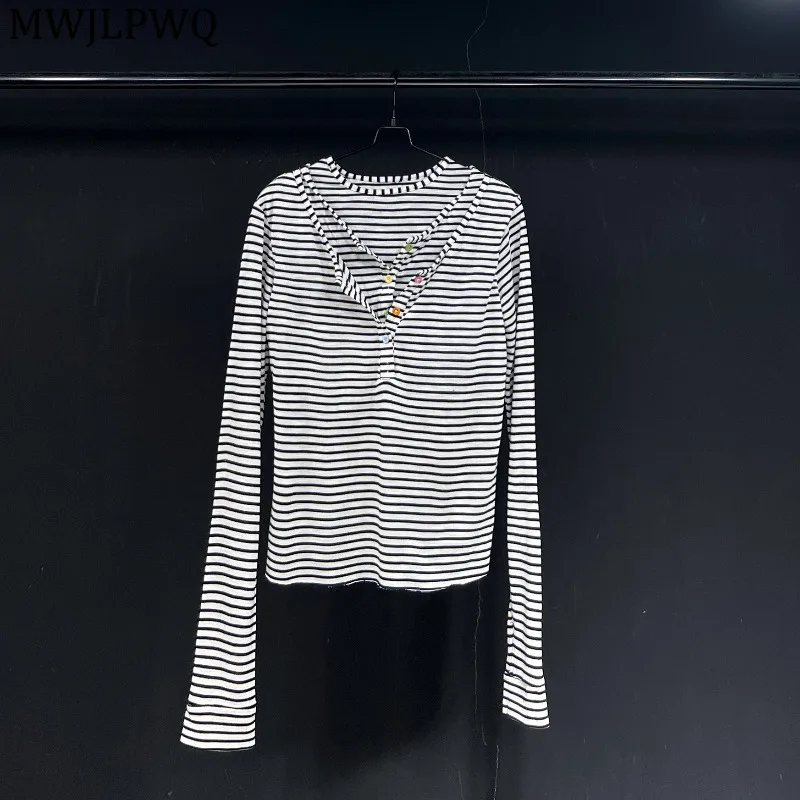 

MWJLPWQ Striped Design Male Elegant T-Shirt Long Sleeve 2025 New High Street Color Button Niched Collar Loose Casual Tops 11693