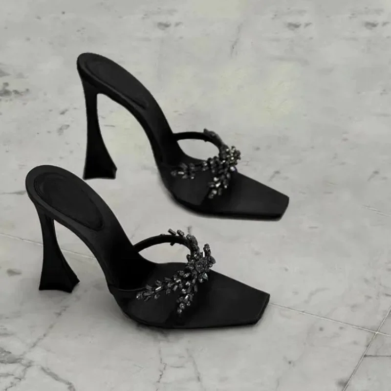 2025 Summer New Square Toe Cross Diamond High Heels Fashionable Ladies Satin Stiletto Sandals Sexy Ladieshigh Heel Sandals
