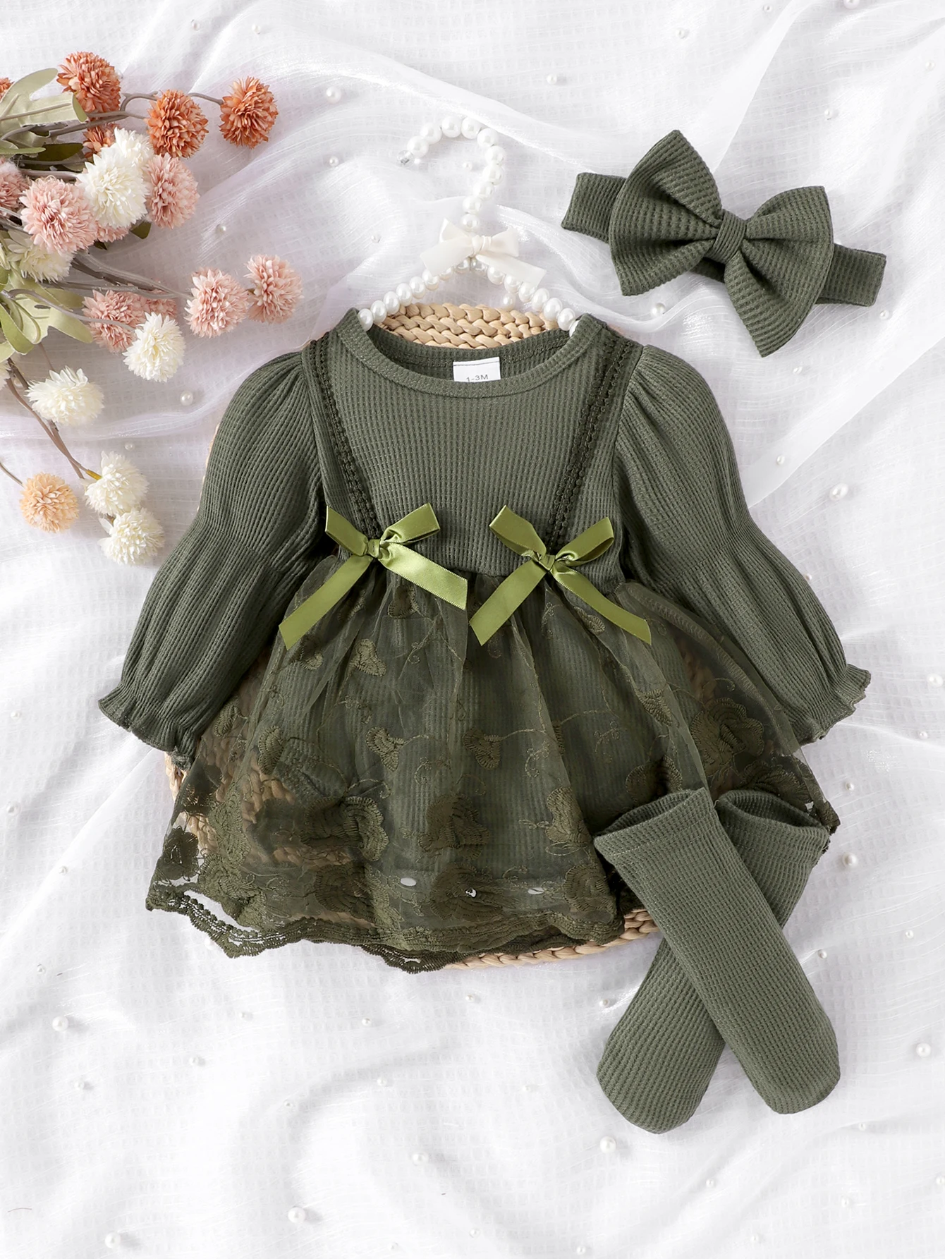 Autumn and Winter New Style Girl baby Sweet and Cute 0-1 Years Old Green Long-Sleeved Dress