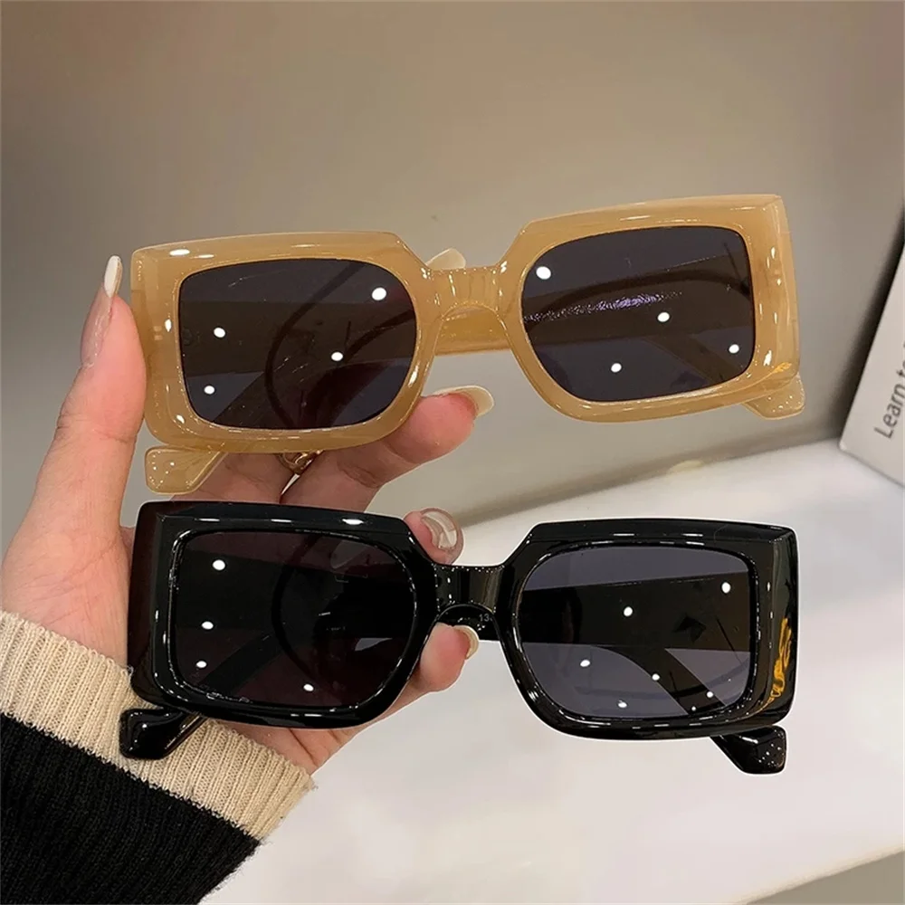 Vintage Square Frame Sun Glasses for Men Women Fashion Trendy Shades Sunglasses Popular Retro Eyewear UV400 Driving Goggles