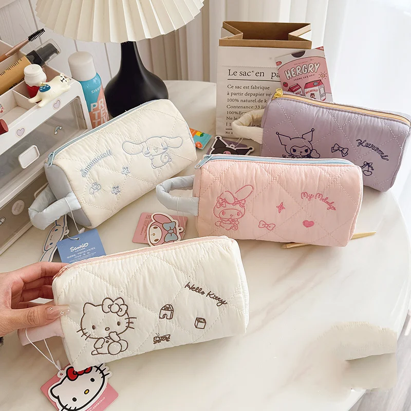 

Cartoon Pattern Simple Cute Hut Handbag Girls Large Capacity Cosmetic Organizer Portable Handheld Travel Toiletry Bag Give Gifts