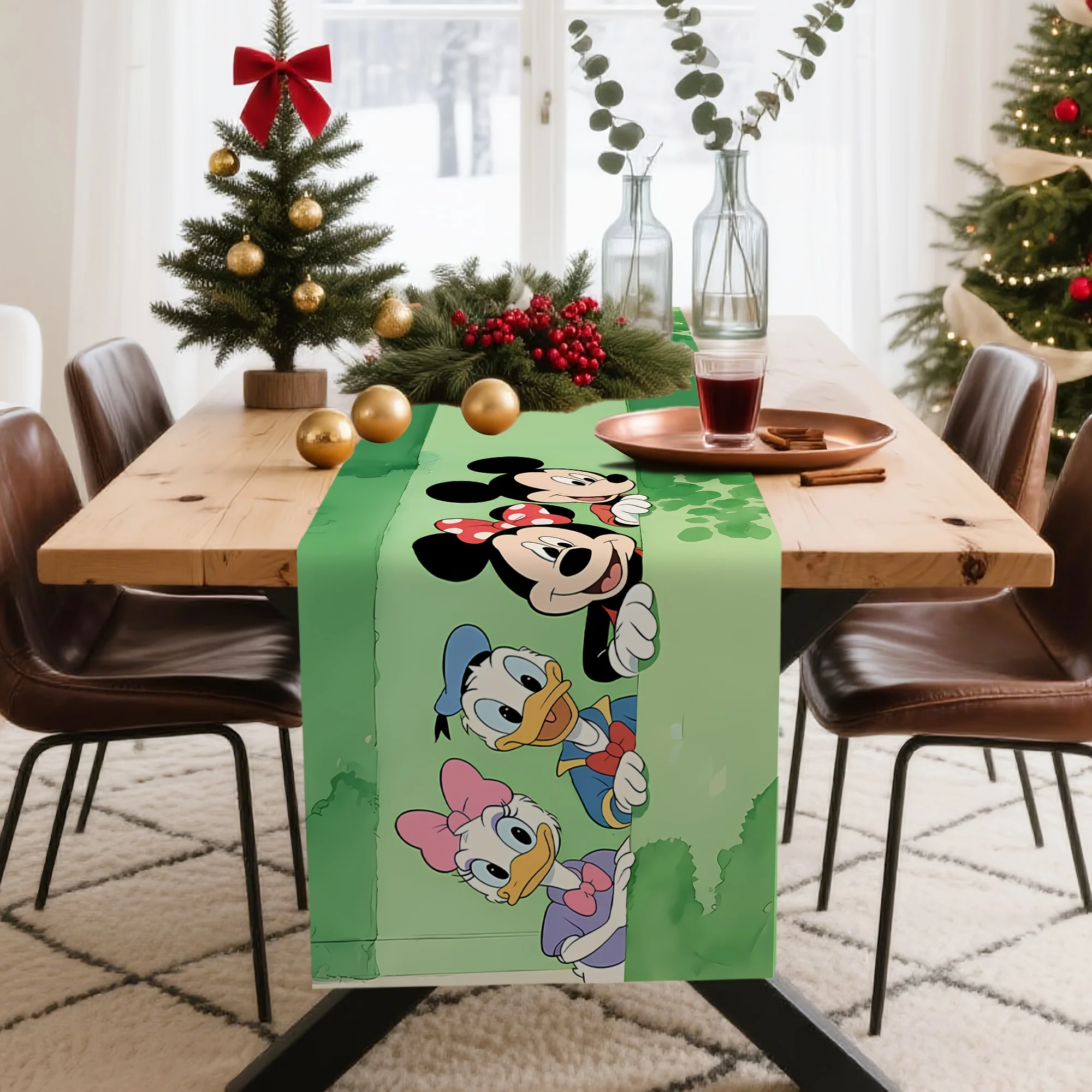 

1 Piece of Disney Mickey Mouse Table Runner, Suitable for Winter Parties, Christmas Holiday Home Decoration Scenes