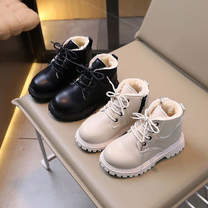 

2025 New Winter Kids' Fashion Fleece-Lined British Short Boots Boys' Side-Zip Leather Stylish Boots Girls' Snow Boots