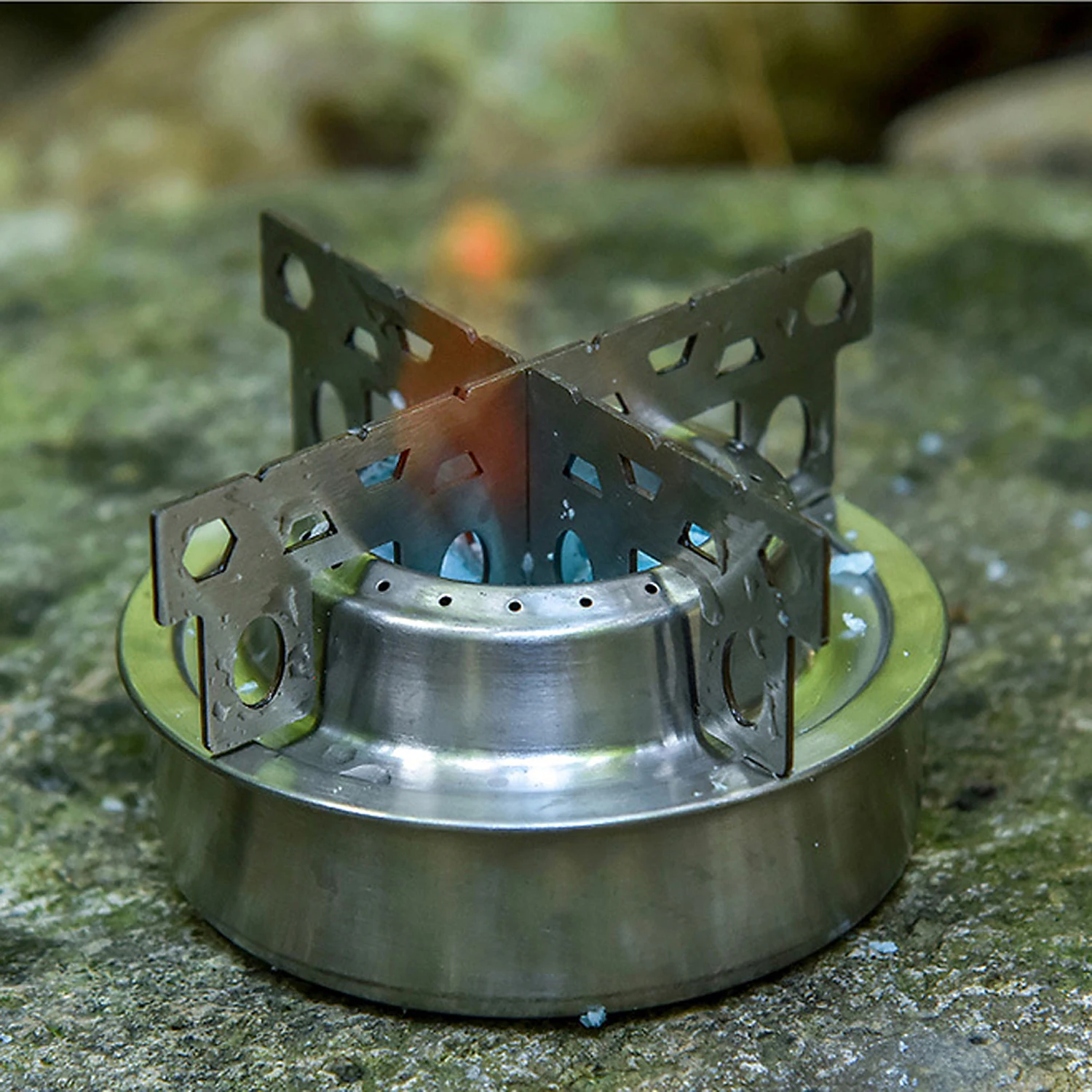 Lixada Outdoor Stove Camping Stove Alcohol Burner Mini Alcohol Stove with Cross Stand Stove Rack Support Stand 2023