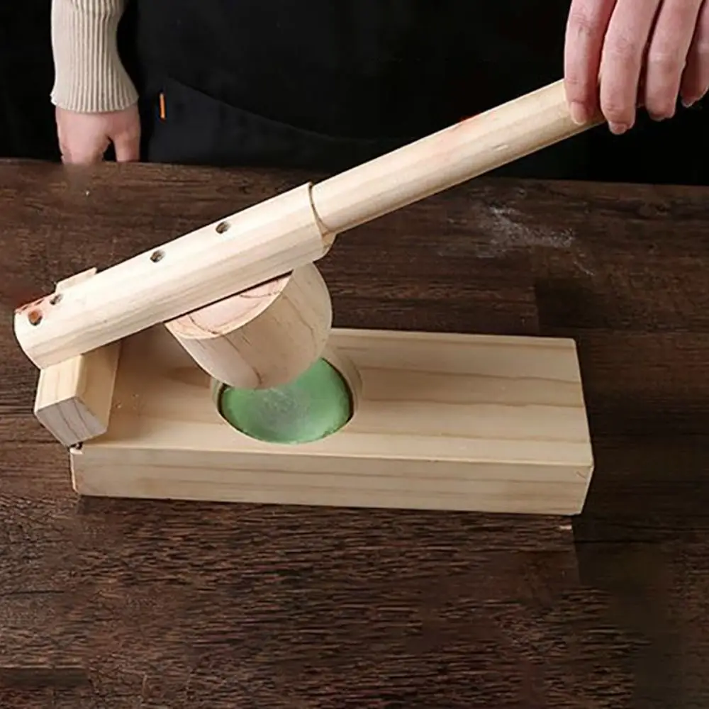 

Kitchen Accessory Wood Mochi Skin Maker Hand Press Manual Dough Presser Durable Qingtuan Ball Mould Pastry