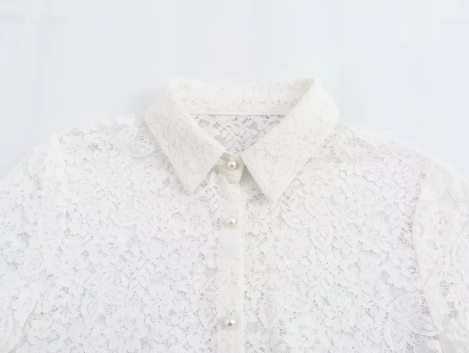 Women's 2024 New Fashion Pearl Button Decoration Casual Short Lace Women's Shirt Retro Short Sleeve Women's Shirt Unique Top