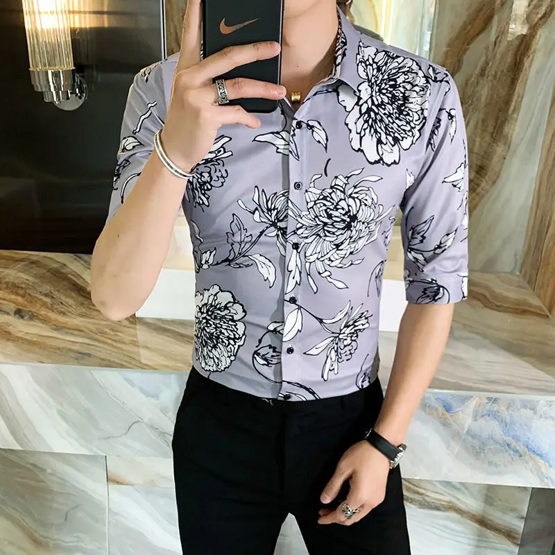 

2023 Spring Pattern Black and White Polka Dot Printed Shirt Men's Trendy Floral Half-sleeved Shirt Slim Fit Ruffian Men Shirts