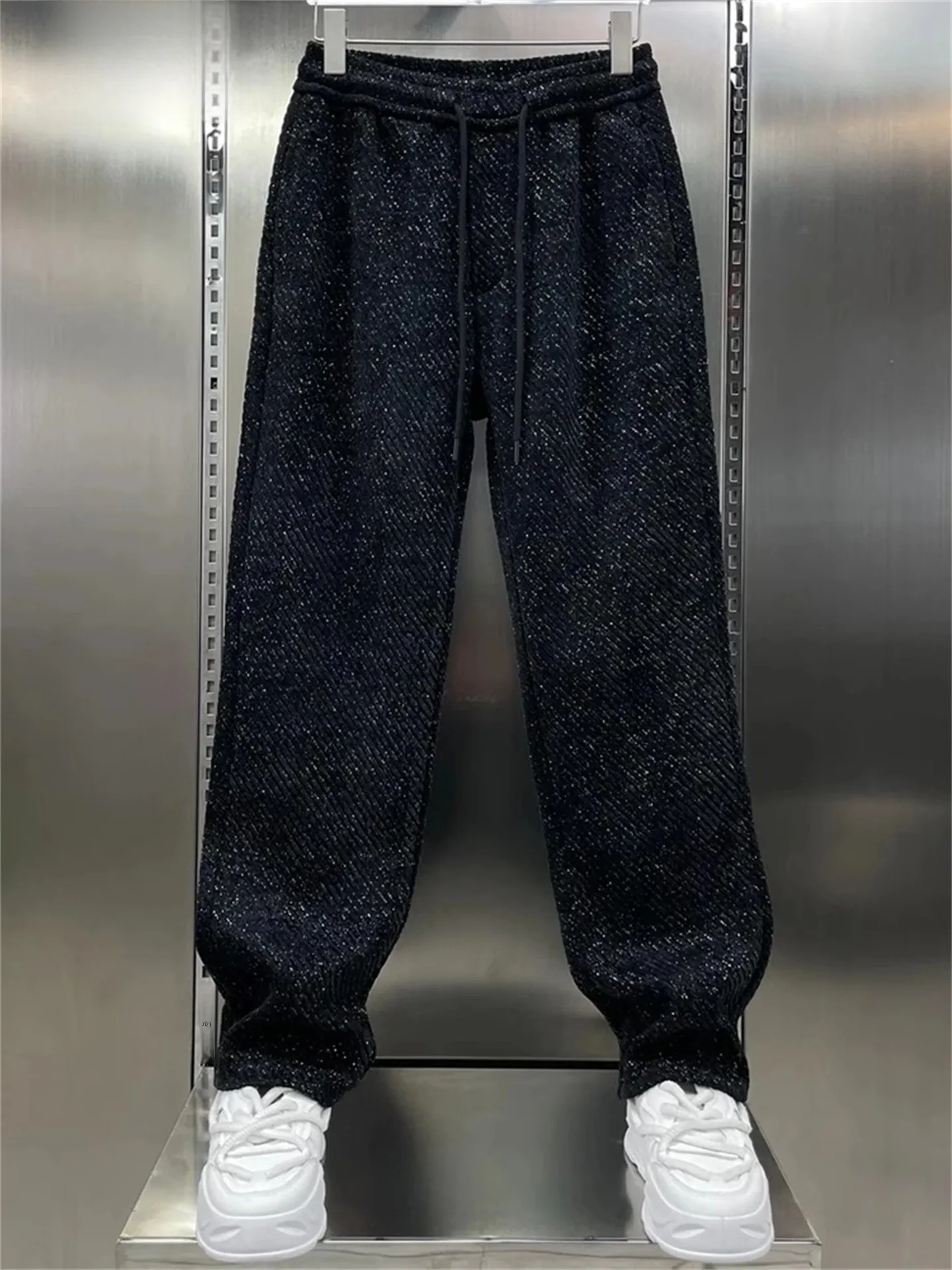 

Men's Black Fleece Lined Thickened Knitted Casual Pants Winter Straight Leg Trousers Comfortable Loose Fit Fashionable