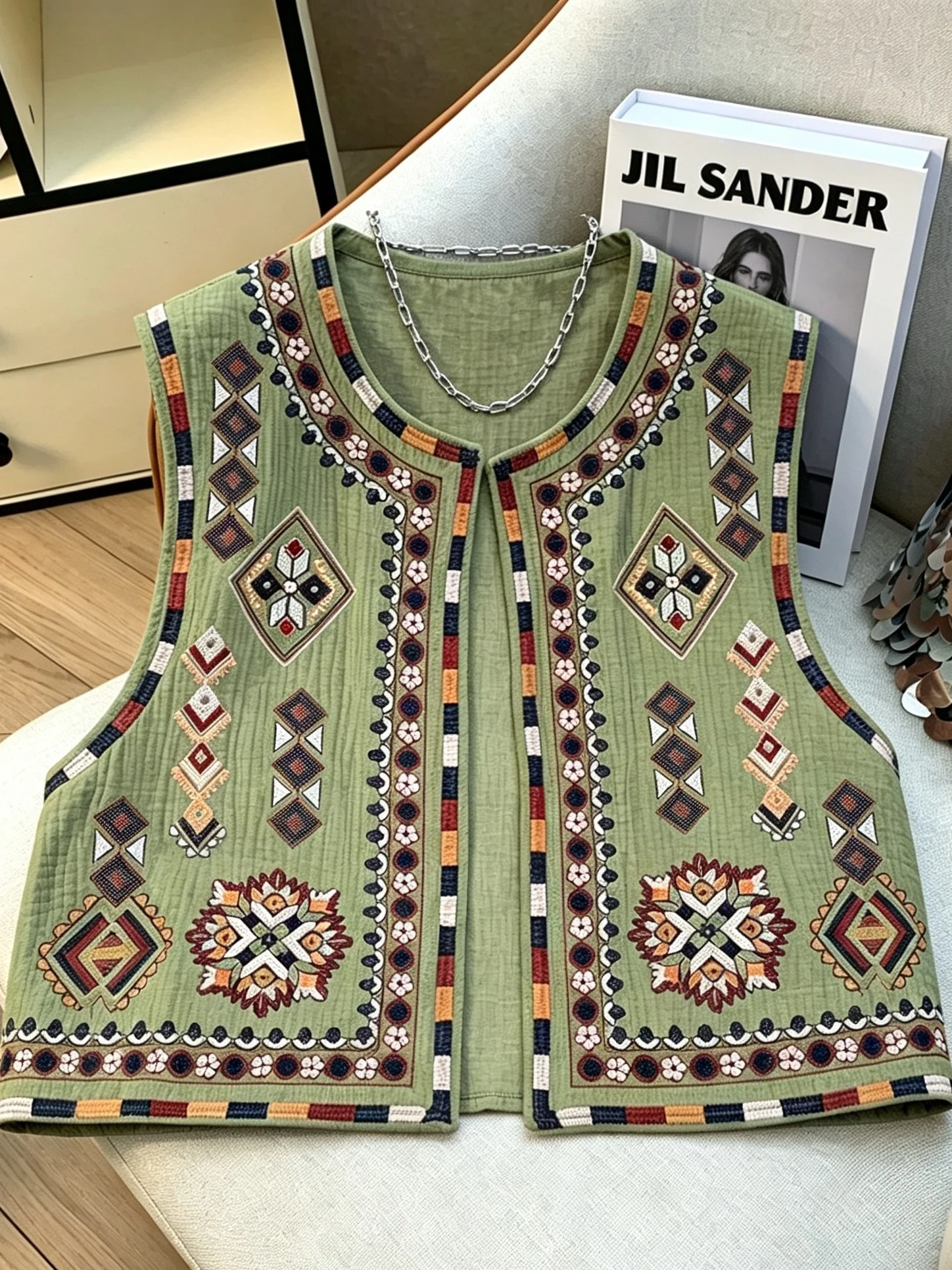 Bohemian Retro Heavy Embroidery Short Vest Women Summer Ethnic round Neck Sleeveless Shoulder Pad Top Women's Fashion Clothing view 3