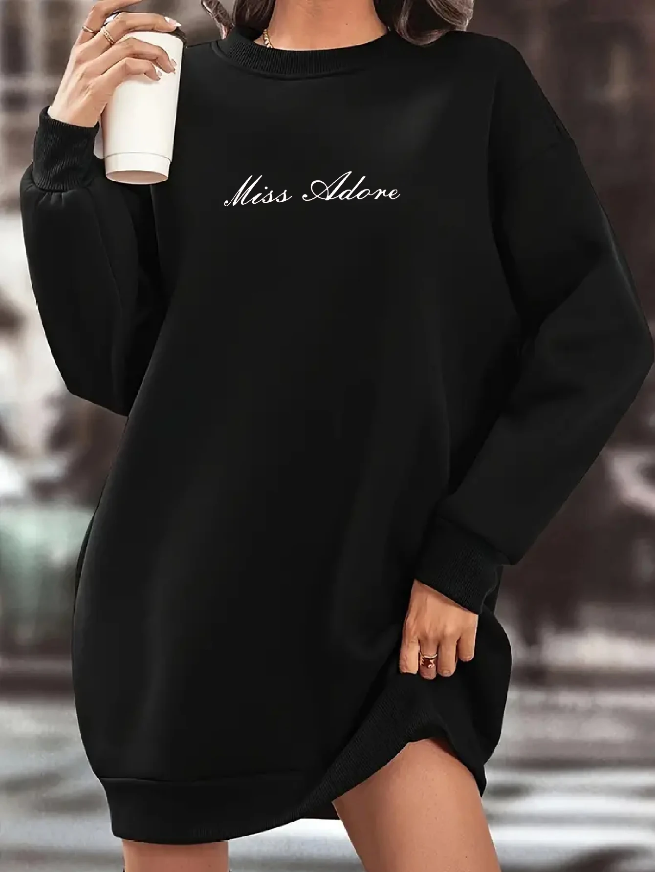 Damen-Langarm-Hoodie mit Rundhalsausschnitt, lässig-elegantes Oberteil mit Blumen- und Buchstabenmuster für Herbst und Winter, bequeme Streetwear – Detail 3