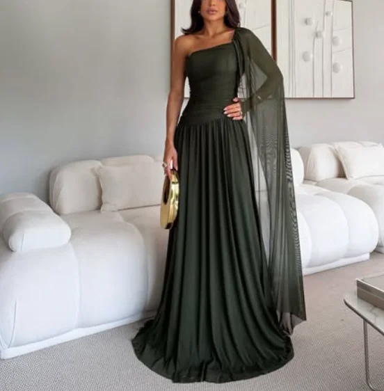 High Quality Customized One Shoulder Floor Length Green Long Dresses Pleat Vestidos Elegantes Para Mujer Para Una Boda فساتين