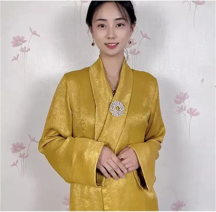 Tibetan Clothing for Female Aristocrats, High-End Gilded Velvet Tops for Tibetan Clothing