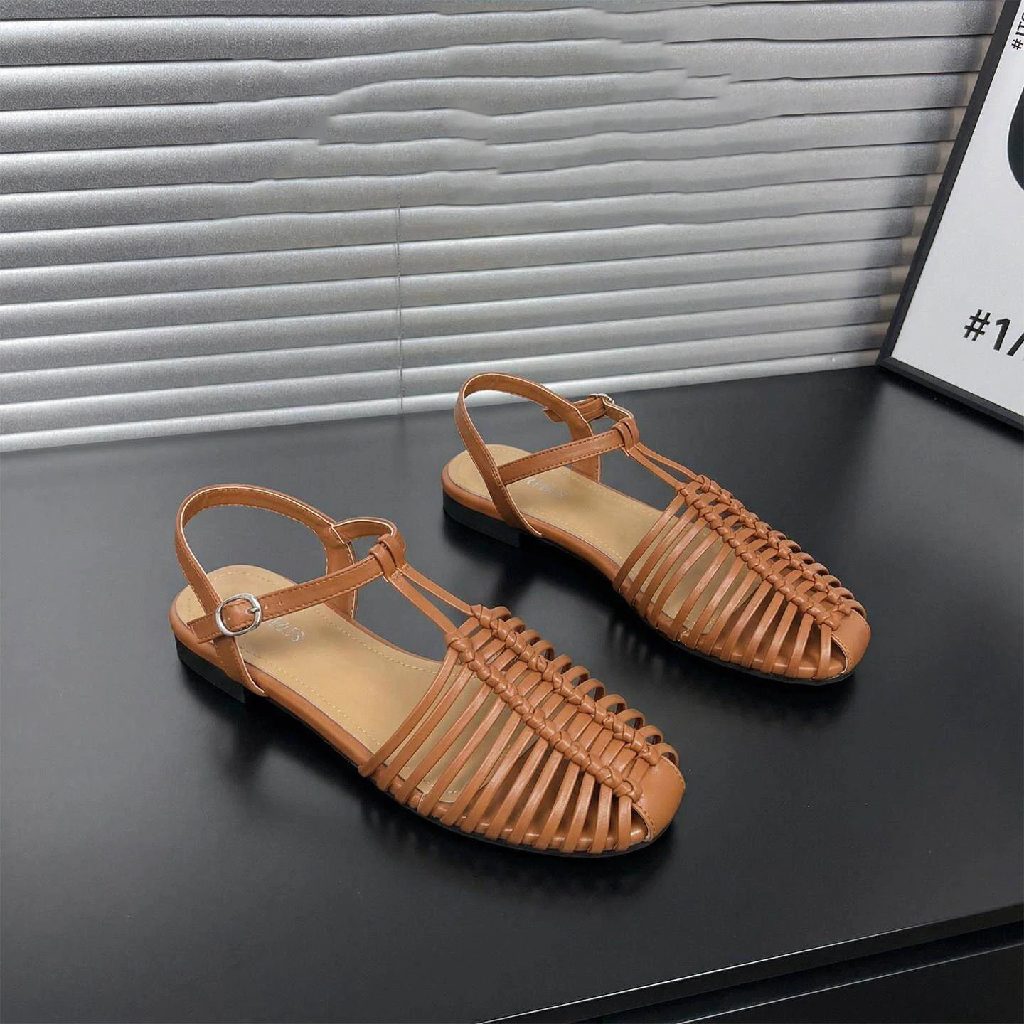 Brand Designer Roman Gladiator Flat Sandals Women Plus Size T Strap Woven Hollow Summer Casual Comfort Beach Sandalias босоножки view 4