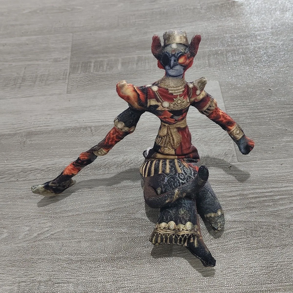 دمية New Fool's Gold Guilty Meltfire تحفز الأيدي والأقدام، يمكن أن تتحرك، بها سلك حديد، تصميم مقعر جاف للماوس