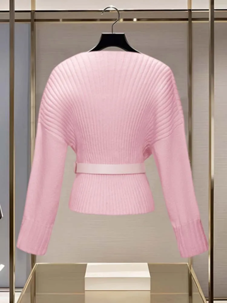Women's twisted thread solid color V-neck elegant commuting knitted shirt, a versatile sweater for autumn and winter