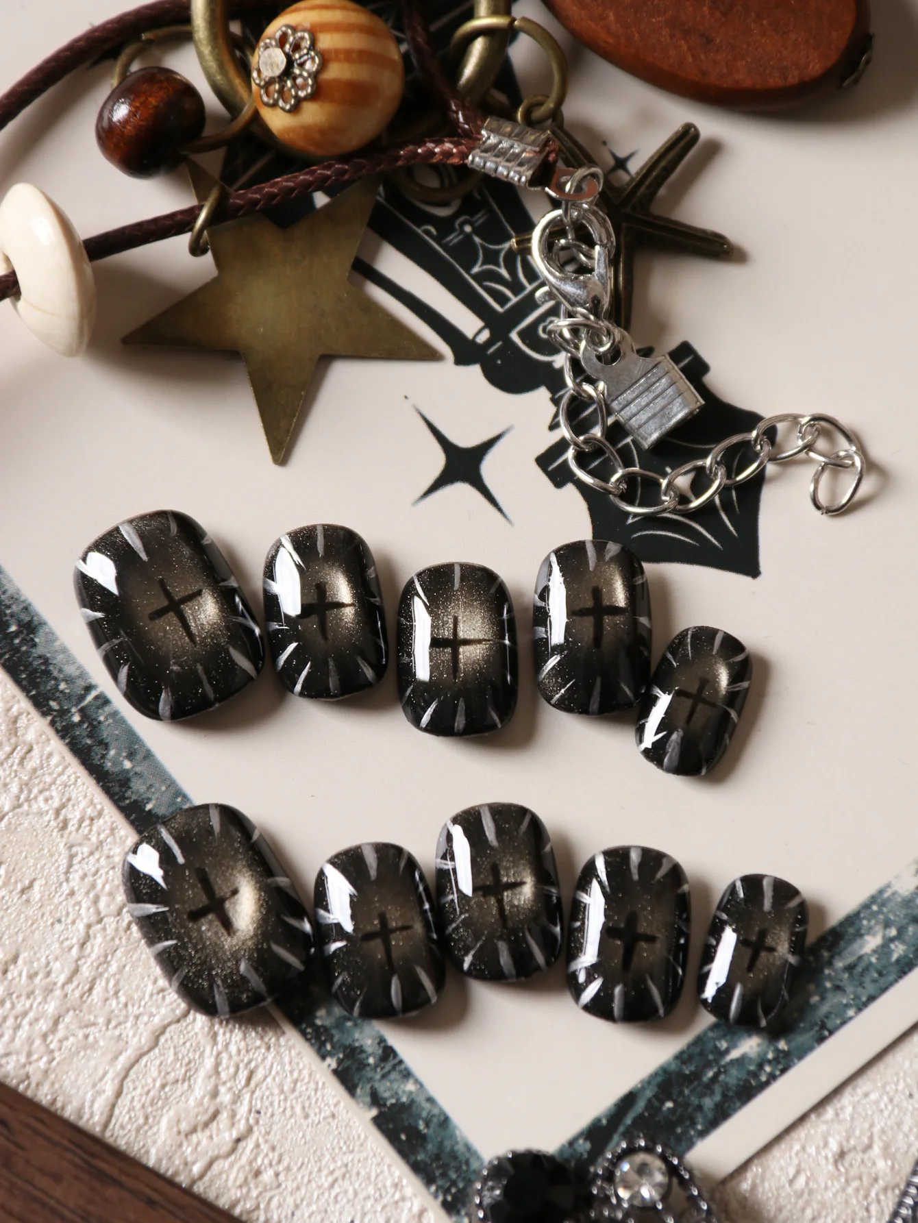 

10Pcs Press on Nails Short Brown Nails Cat's Eye Acrylic Press on Nails Fake Nails Includes 1 Sheet Adhesive Tabs & 1 Pc Mini File