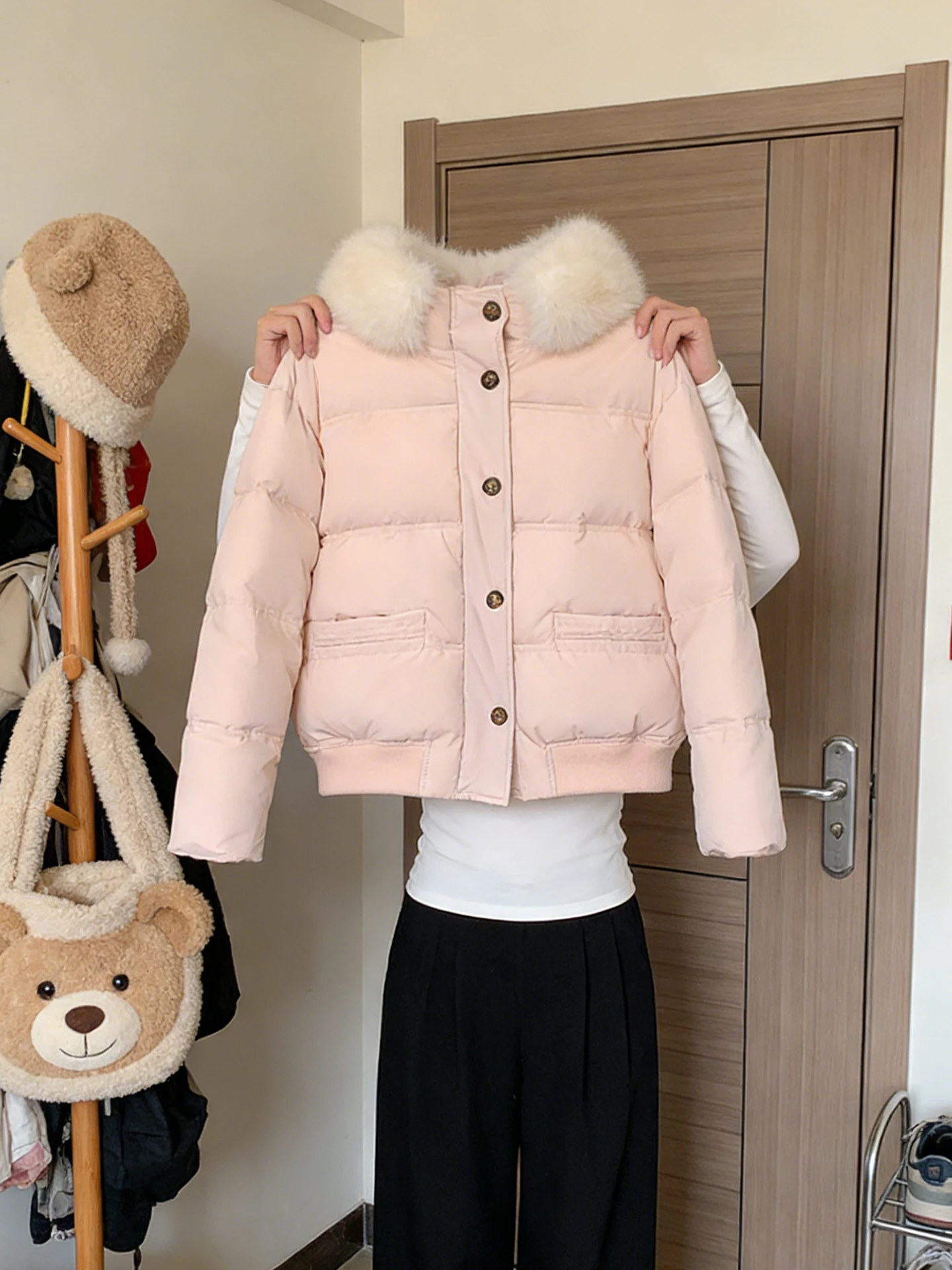 

Корейское розовое пуховое хлопковое пальто в Корейском стиле, женское зимнее новое хлопковое стеганое пальто небольшого размера с большим меховым воротником