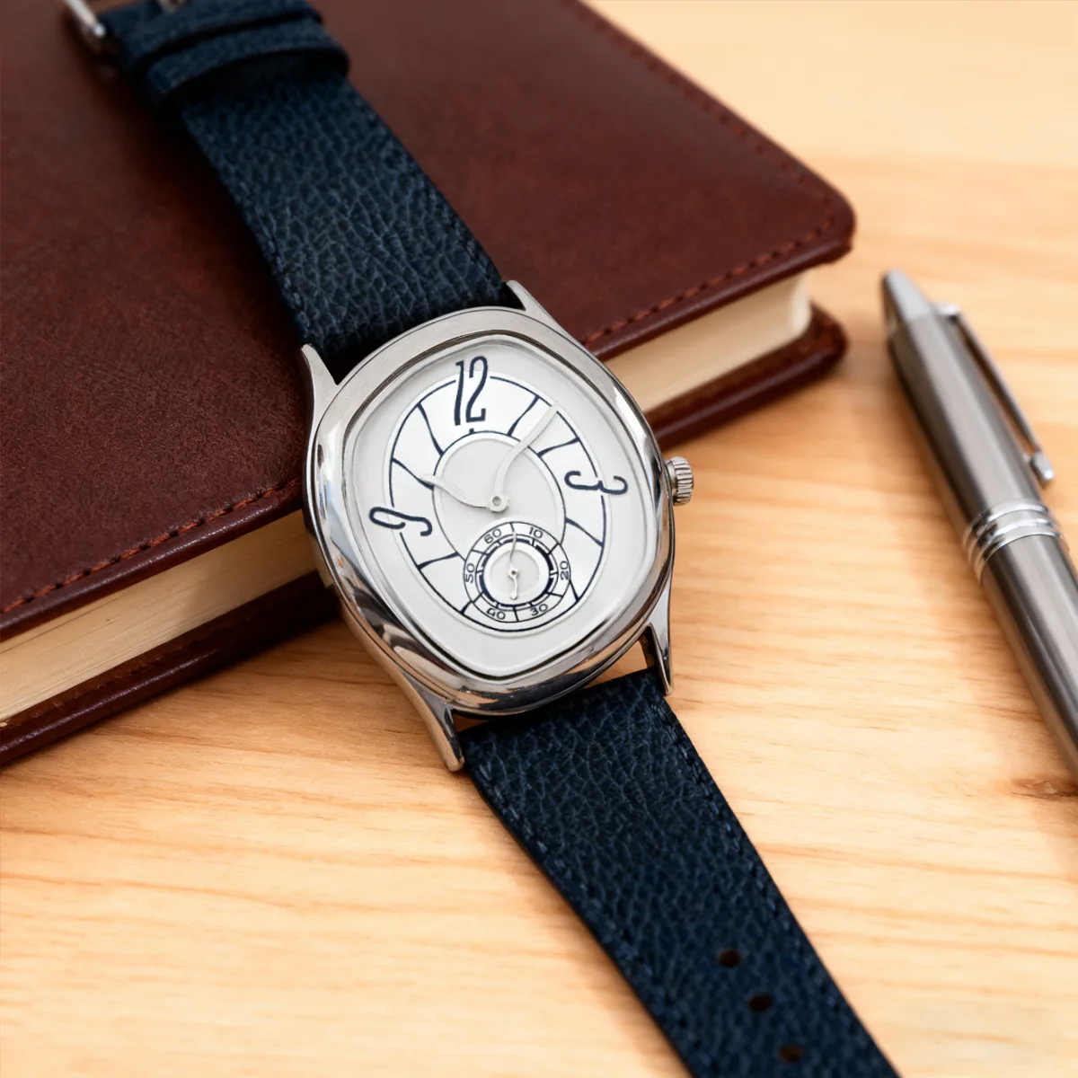 Thumbnail 2 - #5 Low Price Slim Quartz Watches Deals