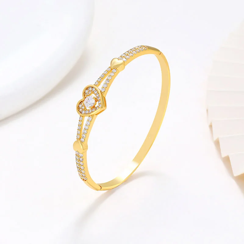 

New Trendy Gold-Plated Heart Bangles Bracelets For Women Inlaid Zircon Bangle Party Jewelry