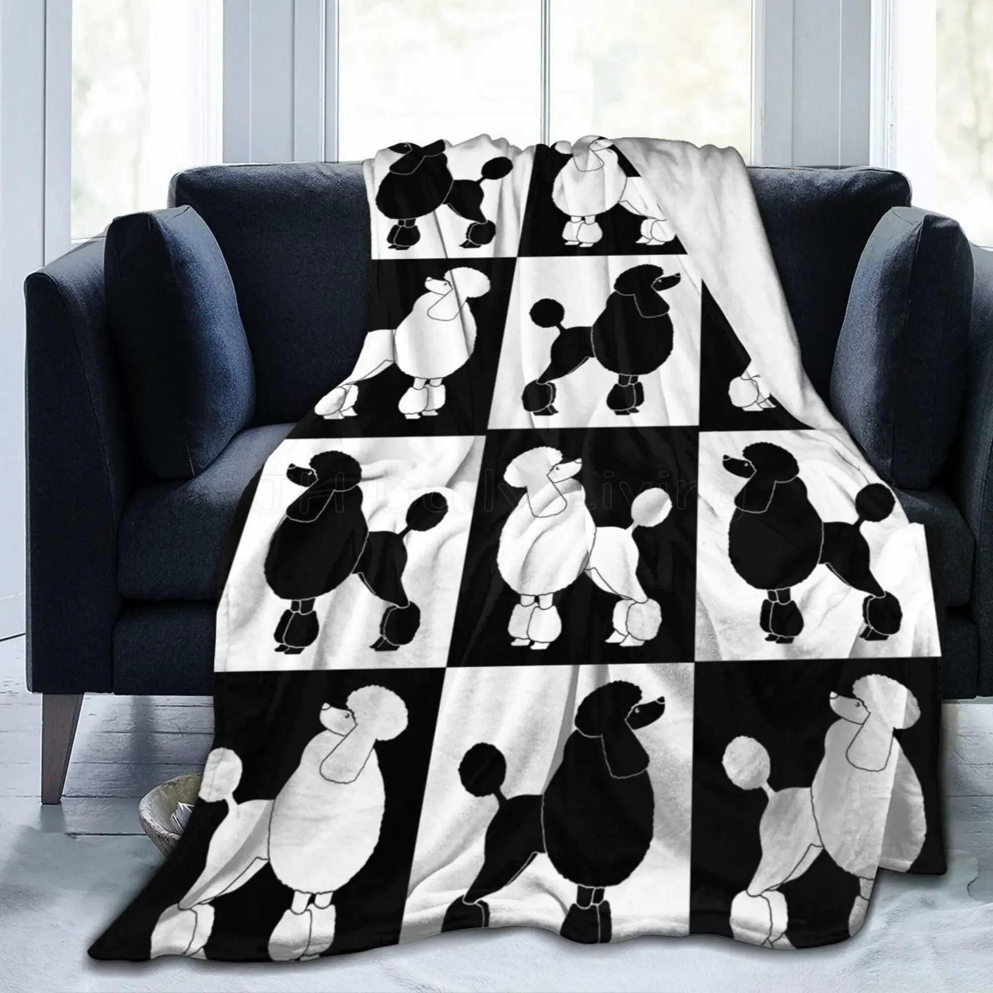 Checkered Poodles Dogs Blanket Lightweight Cozy Fleece Throw Blankets Soft Warm Plush Blankets and Throws for Couch Sofa Bed