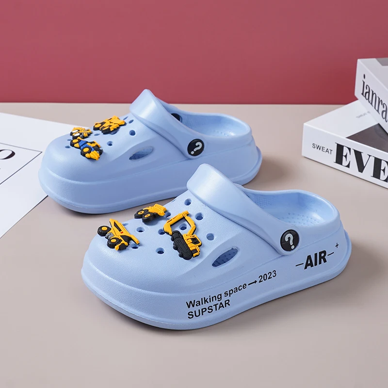 

Детские новые тапочки из ЭВА: легкие, высококачественные, удобные, для ванной, пляжа, дома, нескользящие, для спальни, летние сандалии для детей