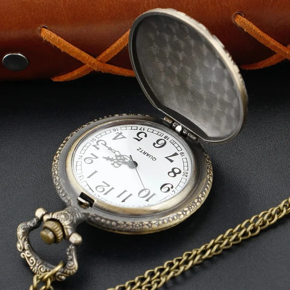 빈티지 아트 말 패턴 청동 석영 주머니 시계 펜던트 시계 체인 절묘한 매력 선물 남성 여성 수집가에게 이상적