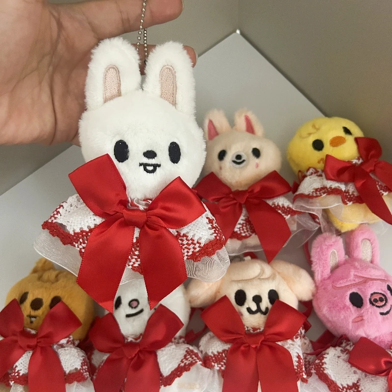 جديد SKZOO ألعاب من نسيج مخملي سلسلة مفاتيح من الكرتون لطيف الضالة الاطفال ألعاب من نسيج مخملي قلادة حقيبة ظهر صغيرة قلادة FM الطرفية هدية للأطفال