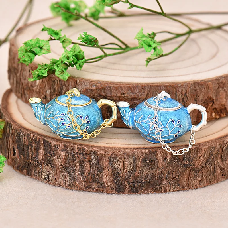 

S925 Silver Teapot Keychain for Men Funny Novelty Gift for Camping Car Keys Outdoor Enthusiast Accessories with Secure Clasp