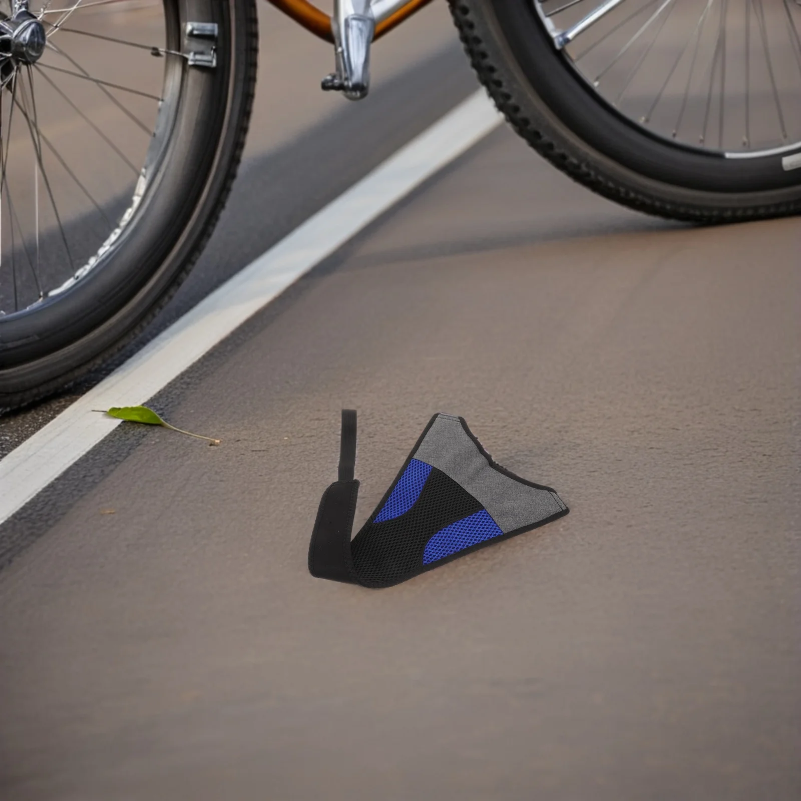 

Bike Sweat Guard Protector Elastic Fit Sweat Resistant Cover for Bike Handlebar Frame Protection Sports Cycling Training