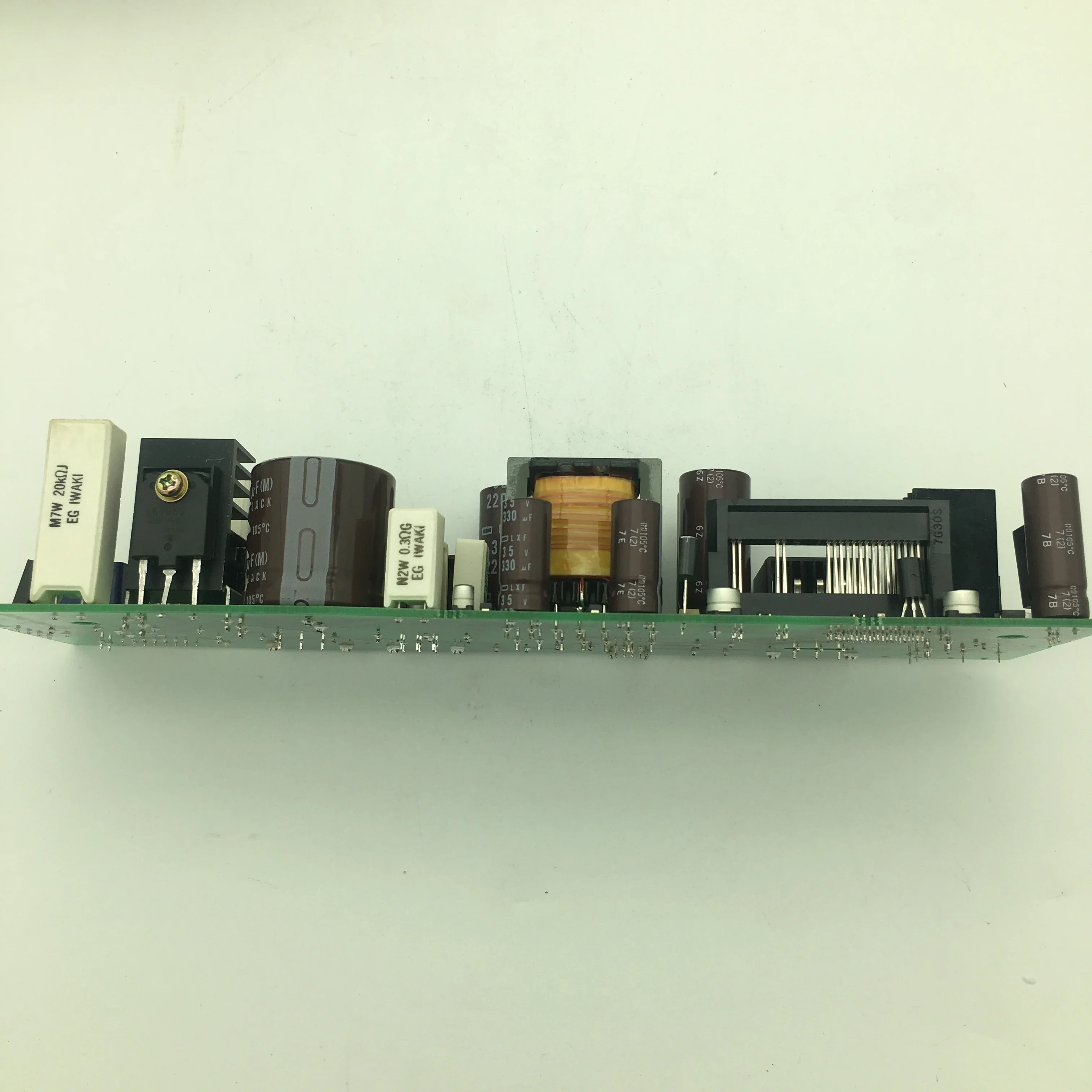 لوحة دوائر فانوك الأصلية CNC A20B-2001-0890