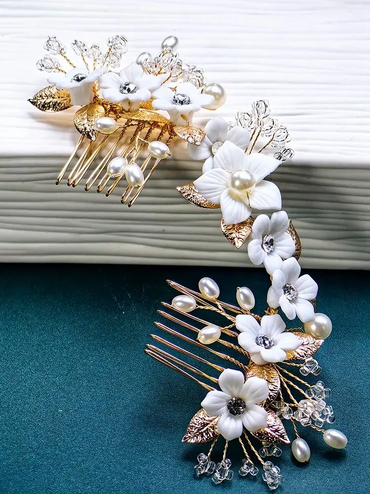 Ceramic Flower Bridal Hair Comb Pearl Wedding Hair Ornament Crystal Wedding Tiara Bridal and Bridesmaid Rhinestone Hair Ornament