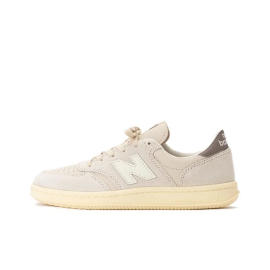 new-balance-nb-t500-scarpe-casual-basse-in-pelle-scamosciata-unisex-beige-ct500snb