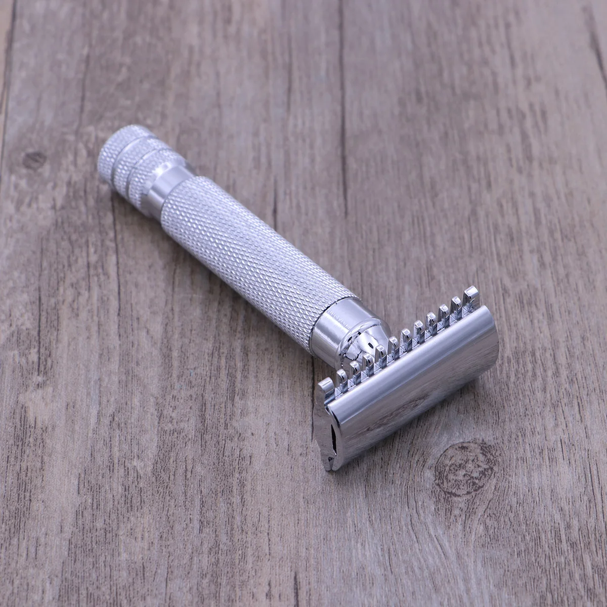 

Double Safety Stainless Steel Shaving For Men Pattern 2 Professional Barbershop Home Use Textured Grip Smooth Finish