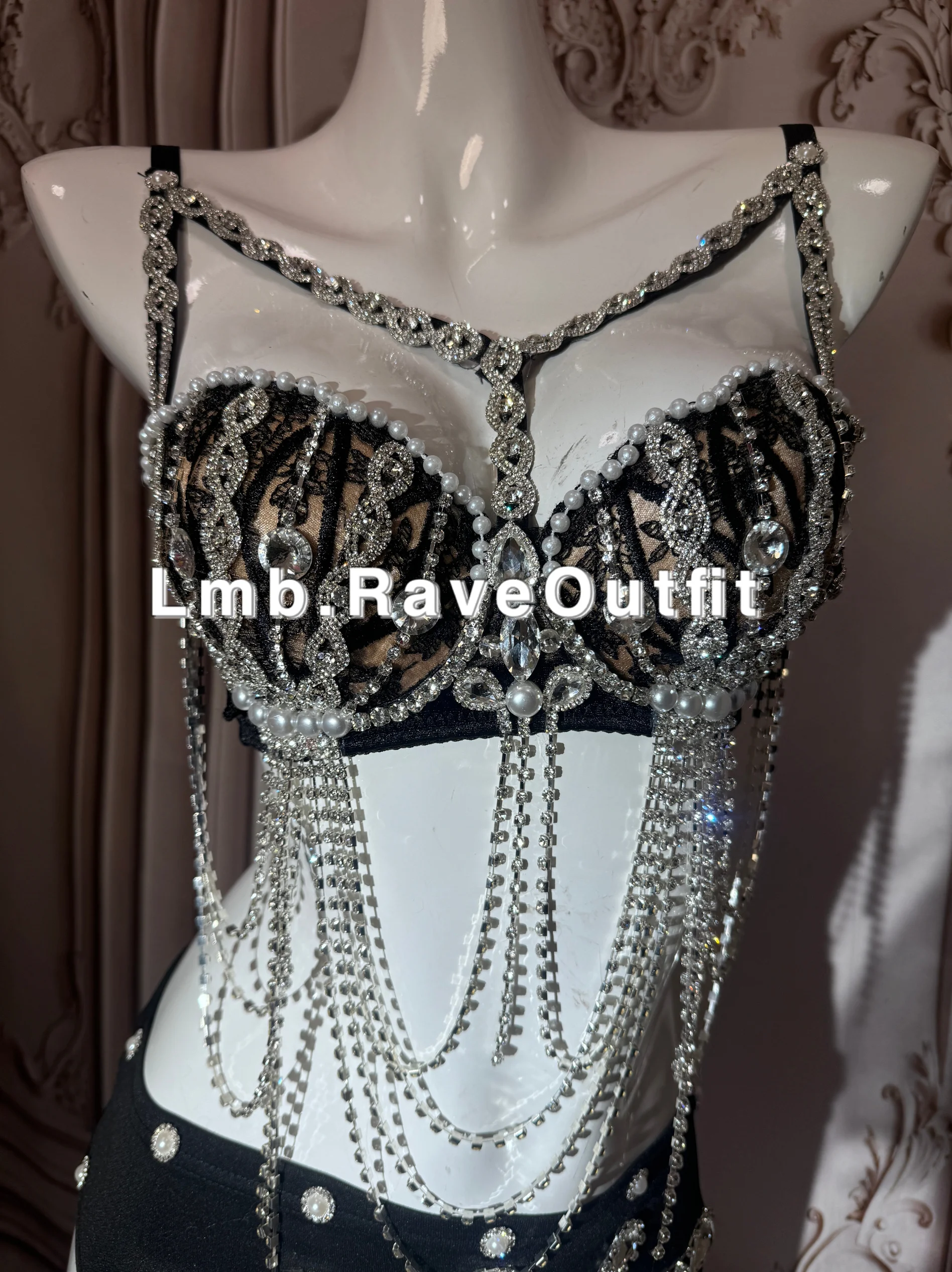 Kostium z dżetów, łańcuszków, bikini, tiulowej spódniczki, seksowny strój do baru, klubu nocnego, na pole dance, błyszczący strój sceniczny dla DJ-a, tancerki, na występy.