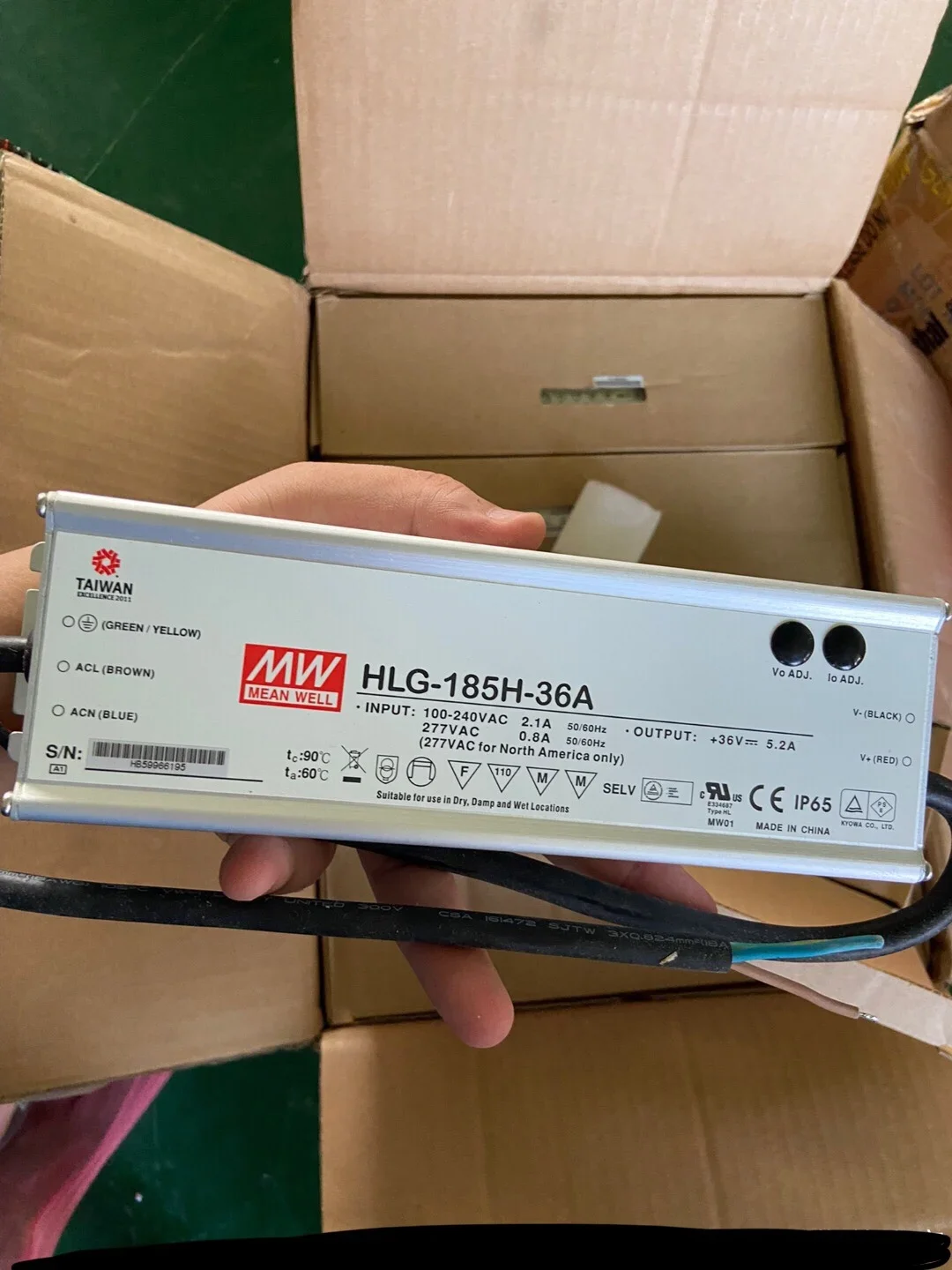 HLG-185H-36A Waterp…