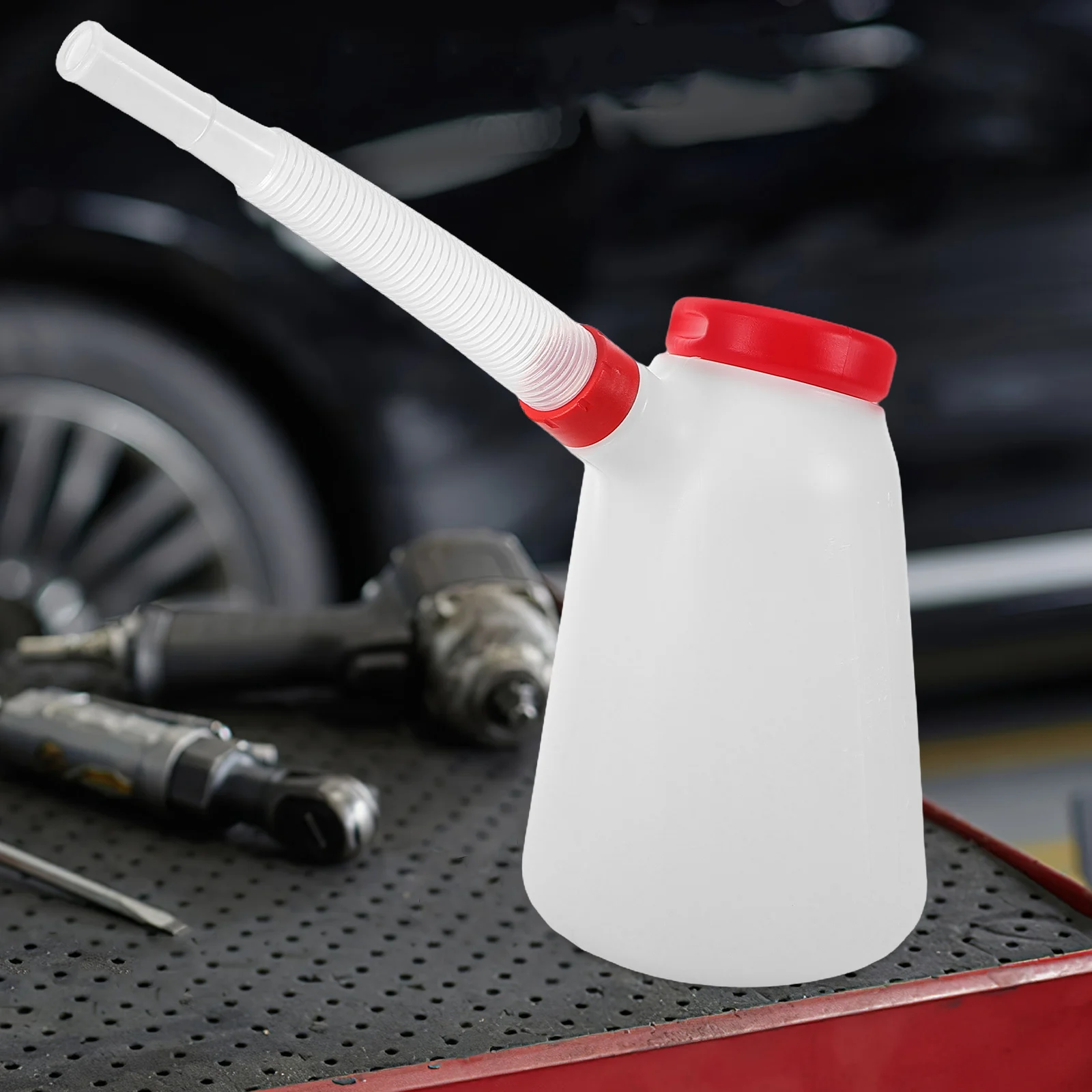 

Plastic Oil Jug With Long Spout 5L Red Lid Plastic Scale Oil Refueling Injector Oil Measuring Container For Car Boat Automotive