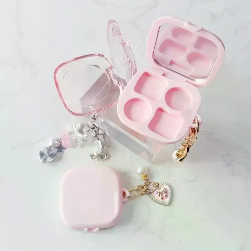 Leeres Licht, 4 Fächer, rechteckig, Lidschatten, Lippenstift, Concealer, Pulverbox, Kosmetikverpackung für DIY-Lidschattenkosmetik mit Loch