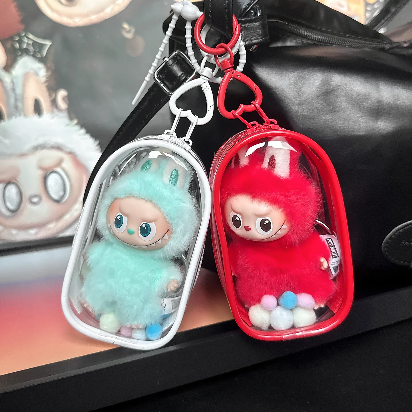 حافظة واقية شفافة لـ Labubu V4 PIN لسلسلة الحب حقيبة واقية ملونة مقاومة للغبار ملحقات الدمية مع سلسلة مفاتيح