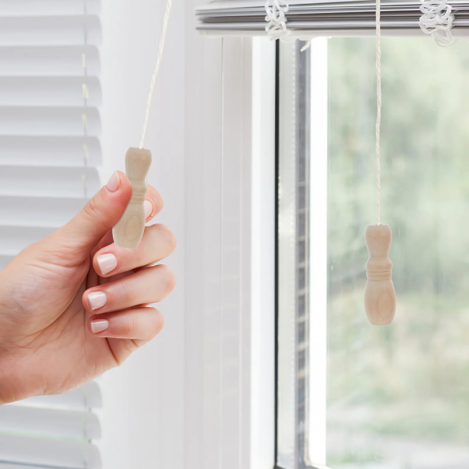 

20pcs Wooden Blind Cord Knobs 1.5Inch Vase Shape Pull Tassels For Window Curtain Handles Repair Hanging Decor (Light Yellow)