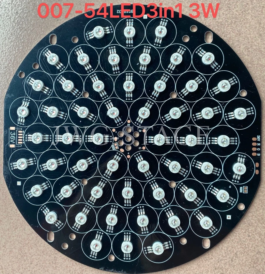 RGBW 3 em 1 4 em 1 LED Placa LED Zoom Wash Moving Head Light 54LED 24V RGBW LEDs Wash Moving Hea