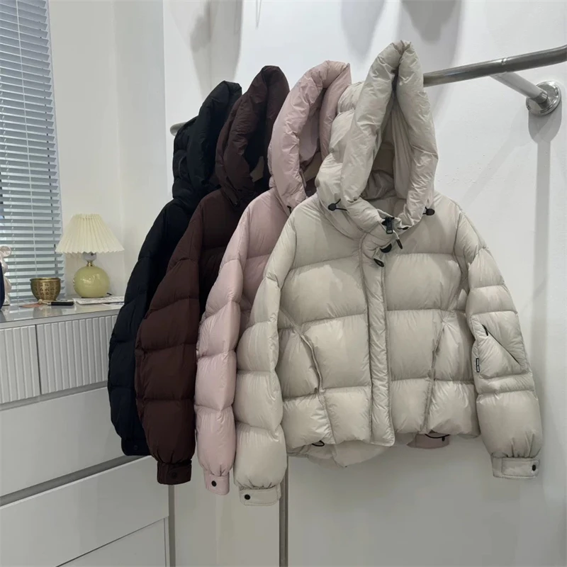 شتاء جديد وصول المرأة سميكة الدافئة مقنعين أسفل سترة عالية الجودة موضة عادية قصيرة نفخة الأبيض بطة ريشة سترة #2