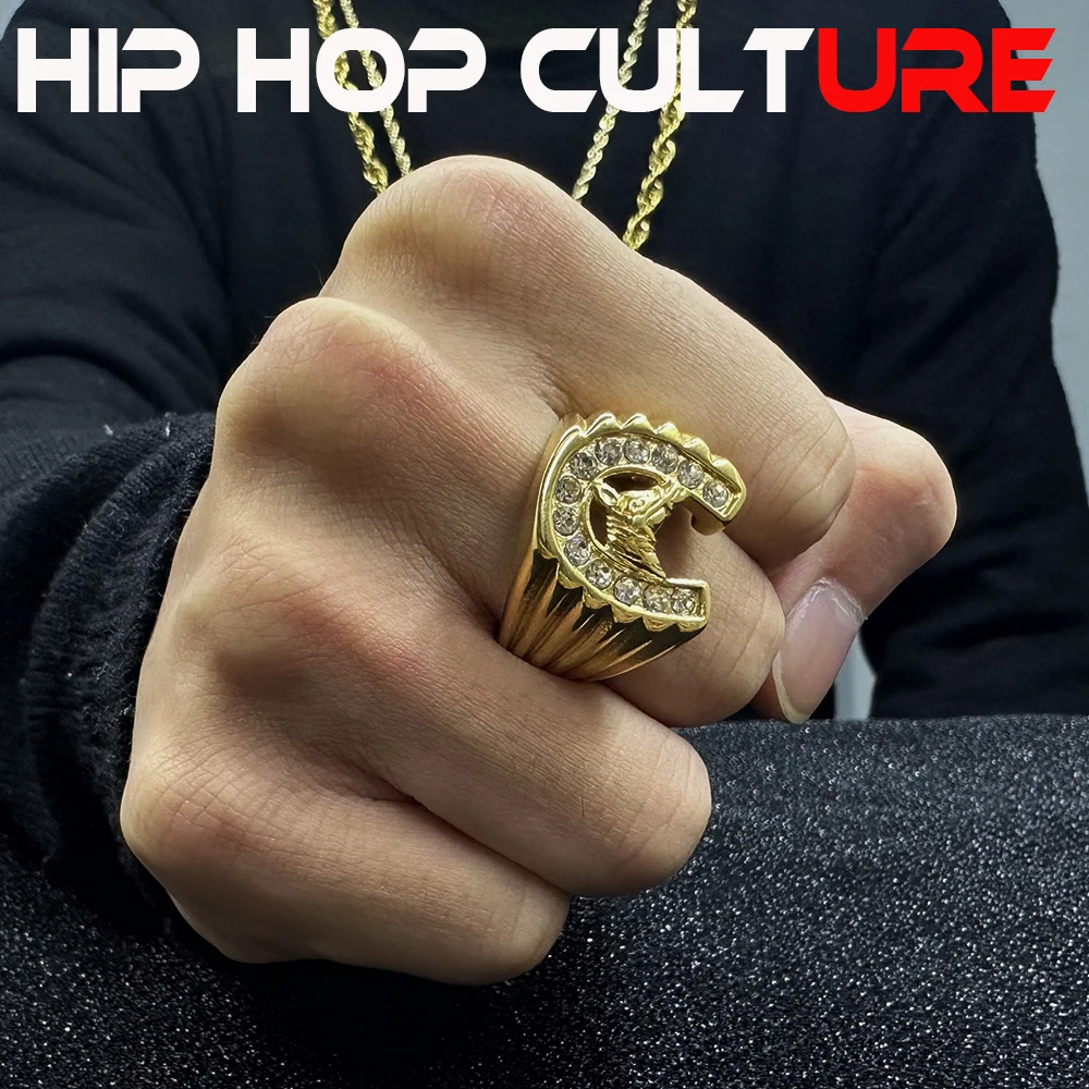 High end custom men\'s ring, luxurious diamond inlay, 18K gold-plated, exquisitely carved horse totem, hip-hop trendy decoration